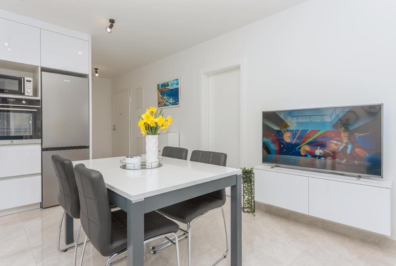 Apartment Ema Makarska Ngoại thất bức ảnh