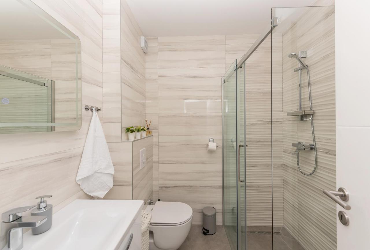 Apartment Ema Makarska Ngoại thất bức ảnh