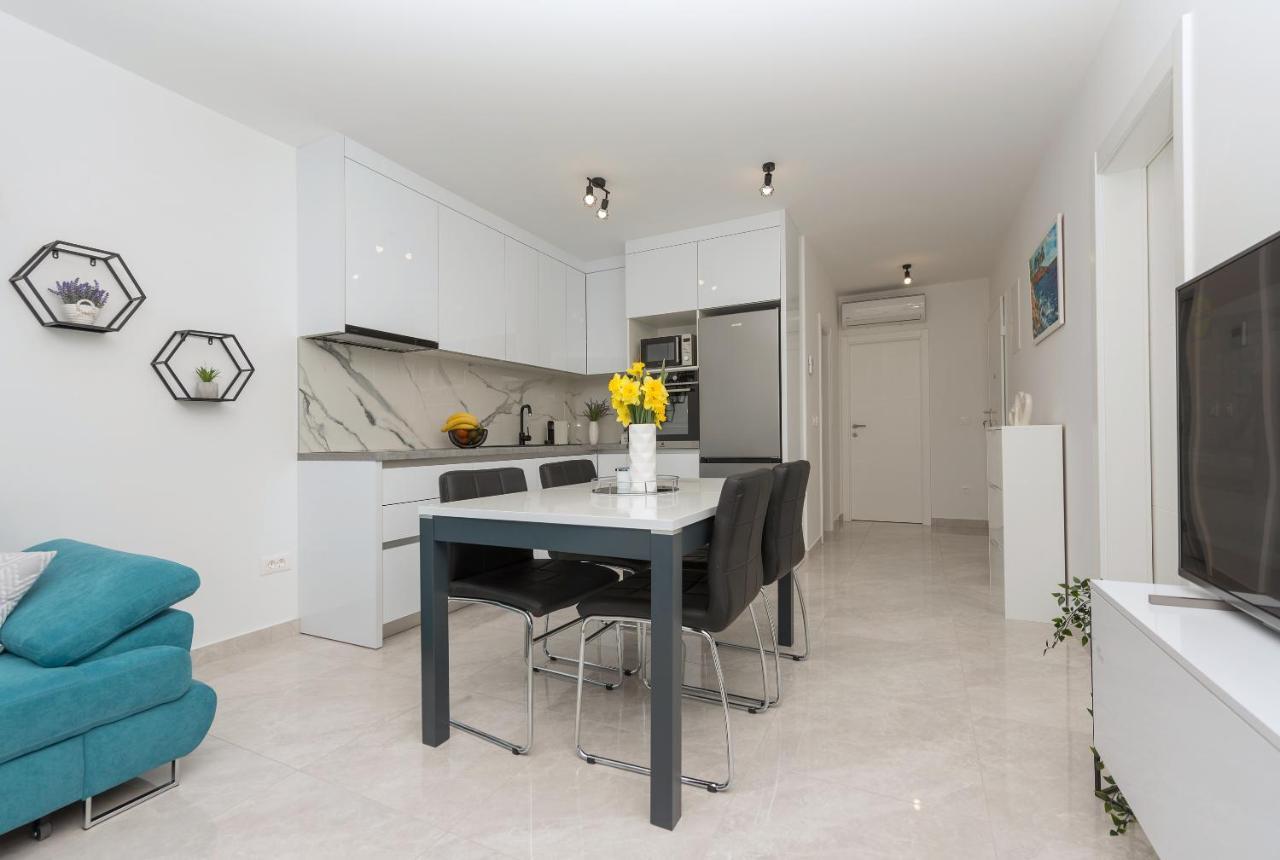 Apartment Ema Makarska Ngoại thất bức ảnh