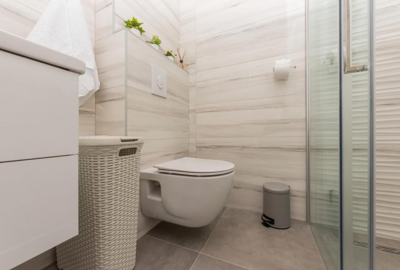 Apartment Ema Makarska Ngoại thất bức ảnh